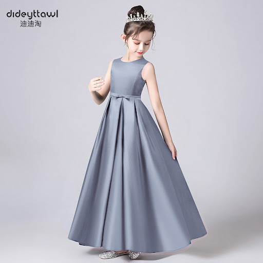Title 7, Childrens Piano Play Birthday Show Princess Dr...