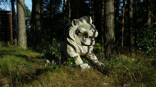 Lion Statue