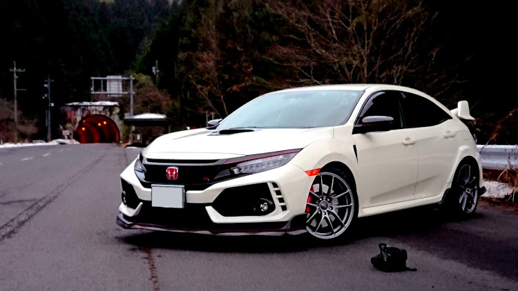 シビックタイプRのドライブ・FK8に関するカスタム事例の投稿画像1枚目