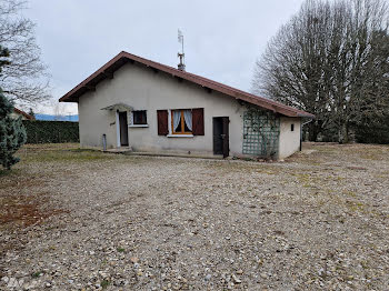 maison à Faverges-de-la-Tour (38)