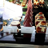 某某。Quelques Pâtisseries 法式甜點外帶