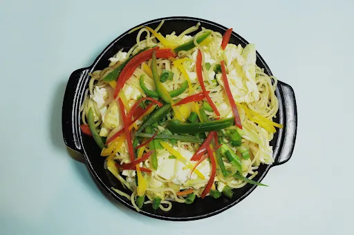 Egg Hakka Noodles