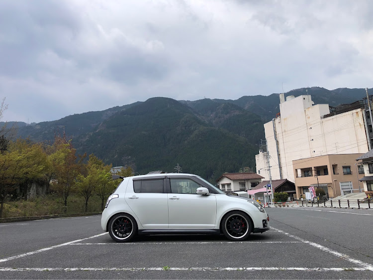 スイフトスポーツのドライブ・下呂・撮影は彼女に関するカスタム事例の投稿画像3枚目