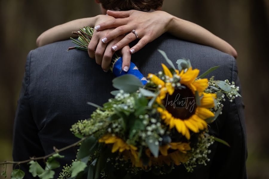 Svadobný fotograf Jen Peplinski (jenpeplinski). Fotografia publikovaná 8. mája 2019