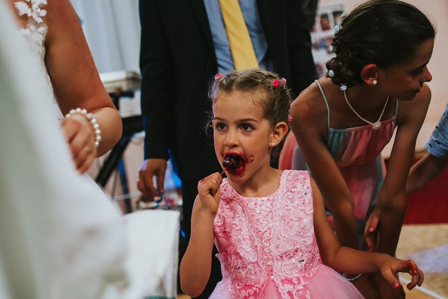 Fotógrafo de casamento Gábor Badics (badics). Foto de 30 de junho 2019