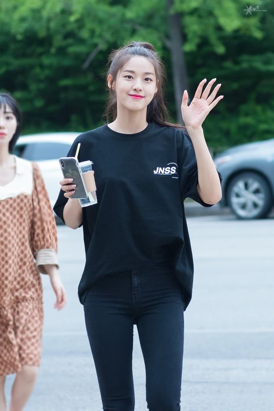 jean seolhyun 17