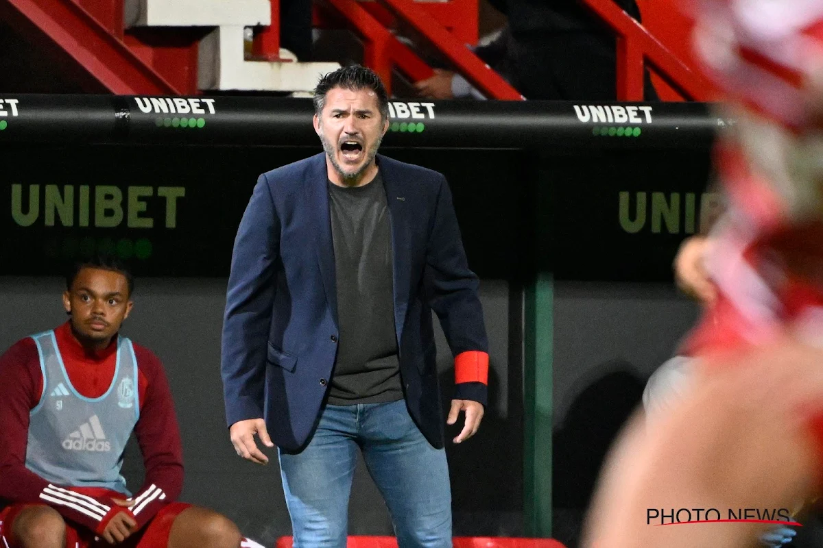 Na tien minuten weer van het veld: Carl Hoefkens haalt hard uit na opvallende wissel