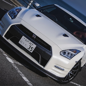 NISSAN GT-R R35