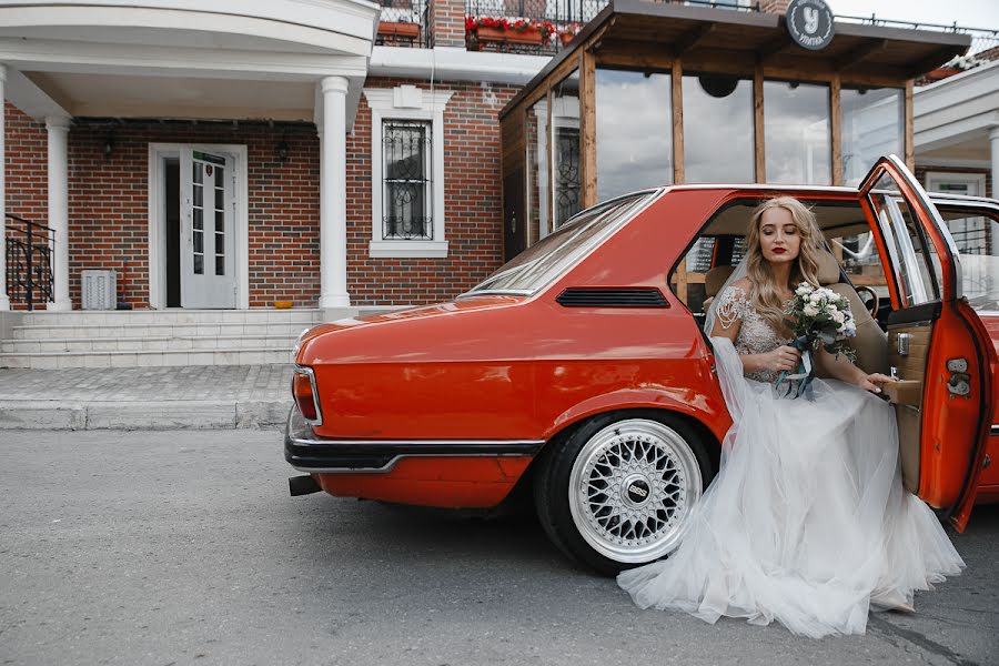 Fotografo di matrimoni Kseniya Uvarova (ksuvarova). Foto del 4 gennaio 2019