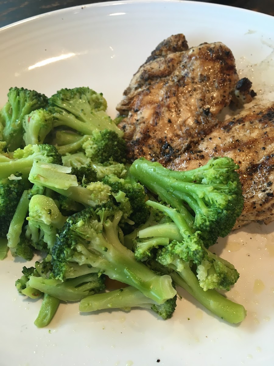 Tuscan chicken and broccoli