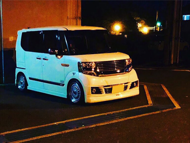 Nボックスカスタムの今日も一日お疲れ様でした。に関するカスタム事例の投稿画像1枚目