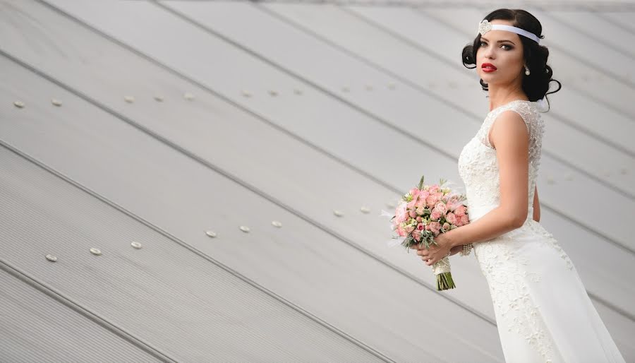 Fotografo di matrimoni Roman Sergeev (romannvkz). Foto del 6 novembre 2014