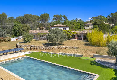 House with pool and terrace 2