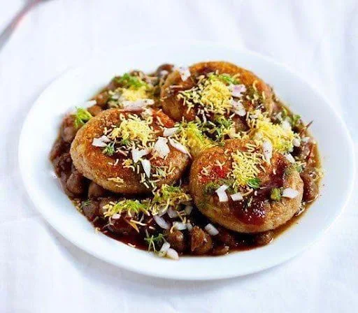 Aloo Tikki With Choley