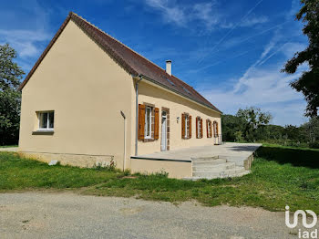 maison à Saint-Jean-d'Assé (72)