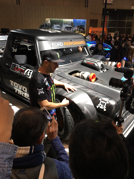 tuxedoさんが投稿したケンブロック・東京オートサロン2019・大坂なおみ・スープラ・SUPRAに関するカスタム事例の投稿画像3枚目