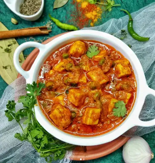 Matar Paneer