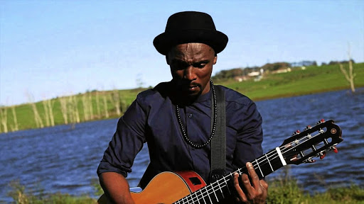 Nathi performing in the 'Nomvula' video.