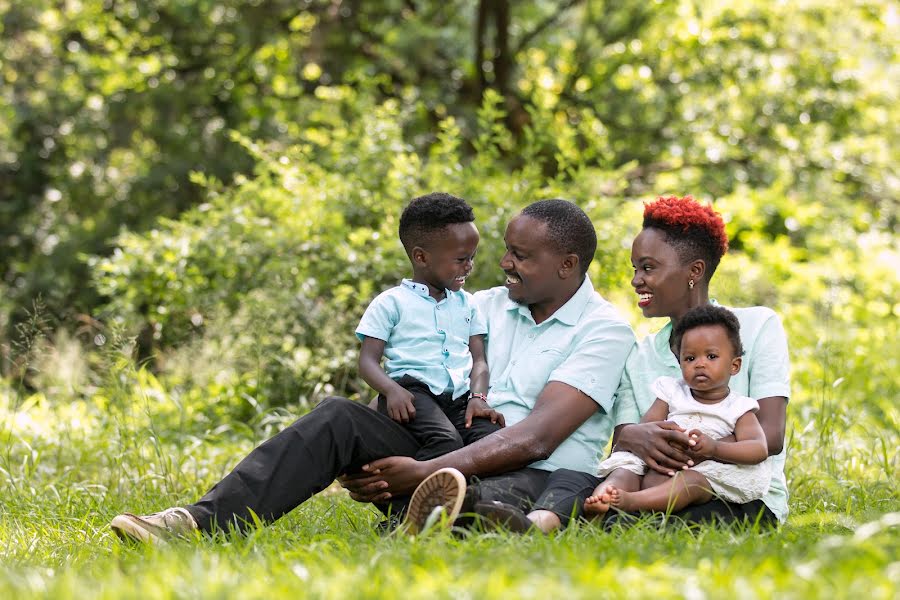 Wedding photographer Rose Ngugi (7ojxjem). Photo of 25 December 2021