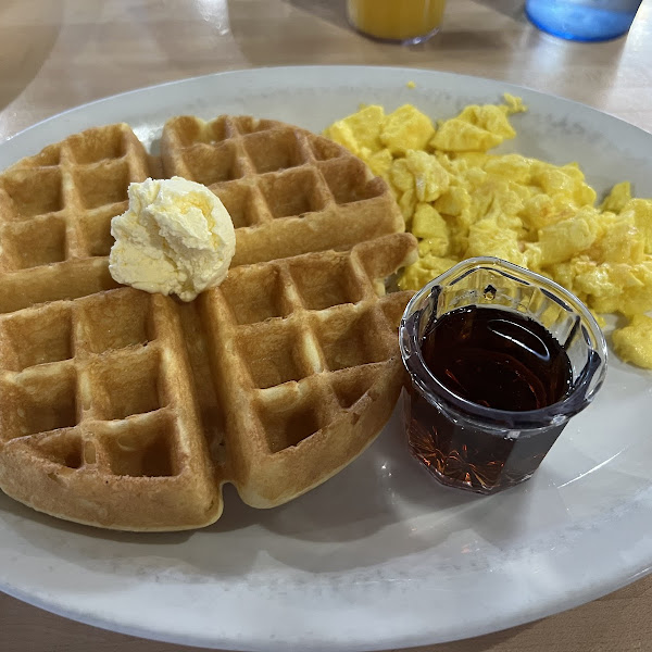 Belgian waffle-can get with berries and/whipped cream