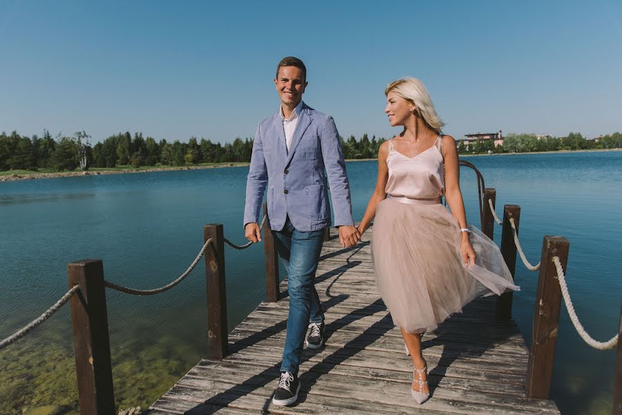 Wedding photographer Veronika Naumovich (vnaumovich). Photo of 16 April 2019