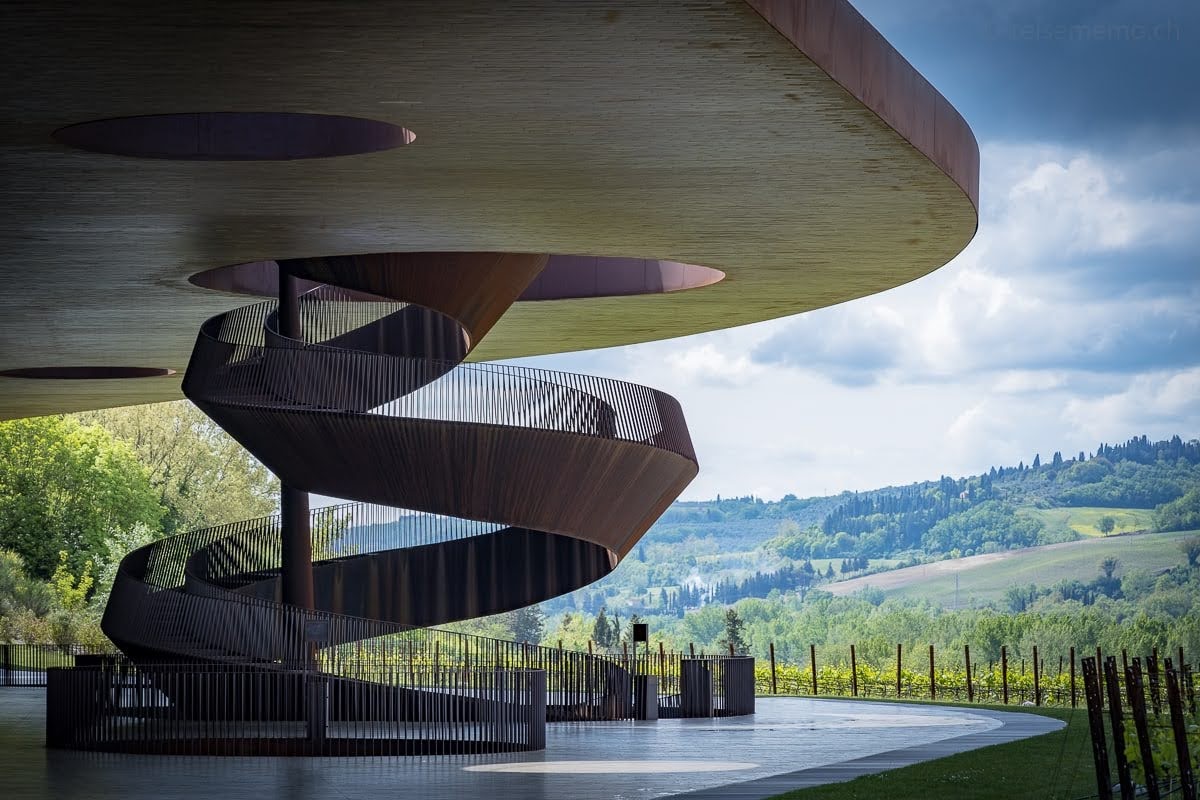 Cantina Antinori, Loc. Bargino, San Casciano Val di Pesa (architect Marco Casamonti and Archea Associati)