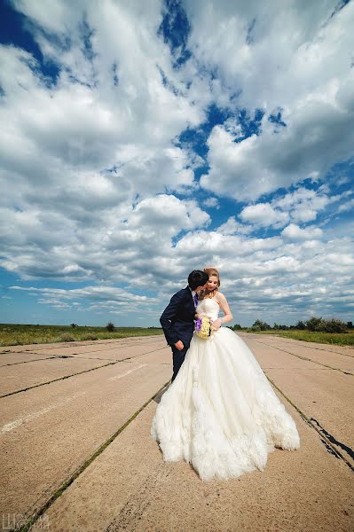 Fotógrafo de casamento Daniil Shukhnin (leonardovich). Foto de 8 de setembro 2013