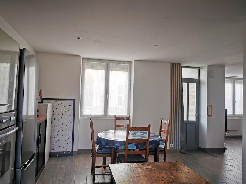 Vente maison 5 pièces 74 m² à Tinténiac (35190), 232 000 €