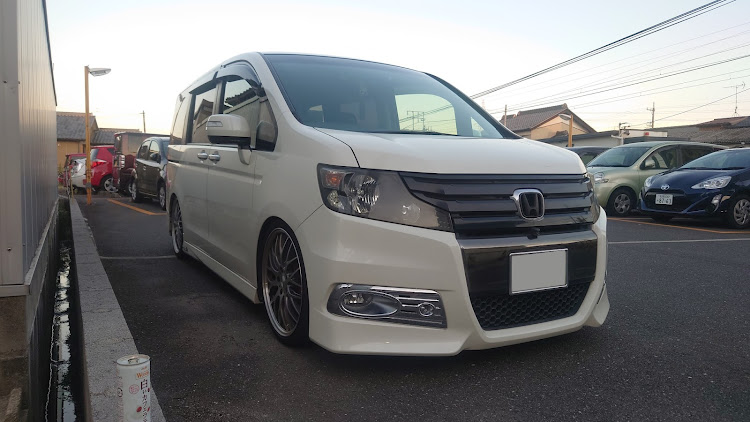 ステップワゴンスパーダの納車が楽しみ!!・ステップありがとう😀・最後にさりげなく・約11年お疲れ様に関するカスタム事例の投稿画像1枚目