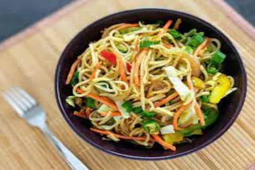 Veg Classic Hakka Noodles