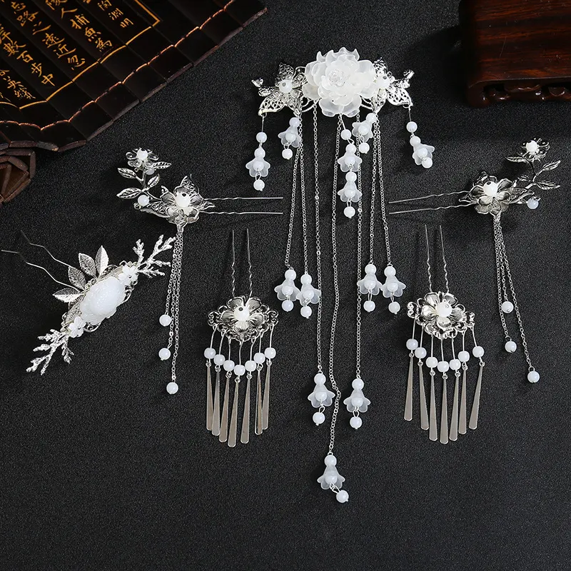 Coiffe d'épingle à cheveux antique, costume et accessoires capillaires. Sublimez votre coiffure pour événements, cosplay et soirées costumées.