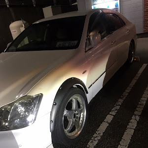 クラウンロイヤル GRS180