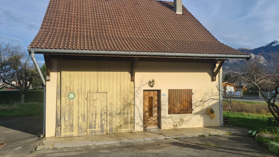 Vente maison 4 pièces 90 m² à Saint-Pierre-en-Faucigny (74800), 350 000 €