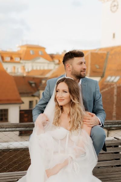 Hochzeitsfotograf Nina Škarbalová (capturednina). Foto vom 28. Dezember 2023