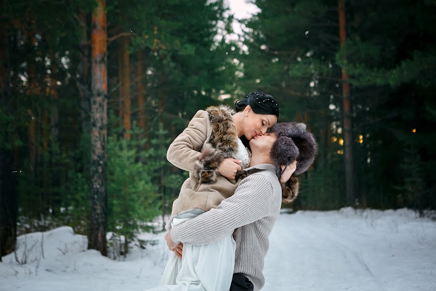 Fotografo di matrimoni Zhanna Konenko (zhanna77). Foto del 2 gennaio 2016