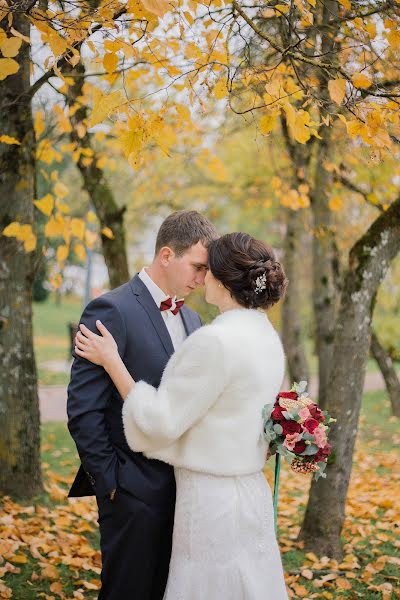 Fotografo di matrimoni Alina Petrova (alya2016). Foto del 27 ottobre 2016