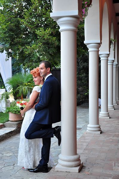 Fotógrafo de casamento Gent Onuzi (gentonuzi). Foto de 25 de março 2015