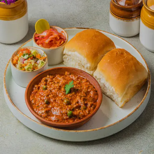 Keema Pav