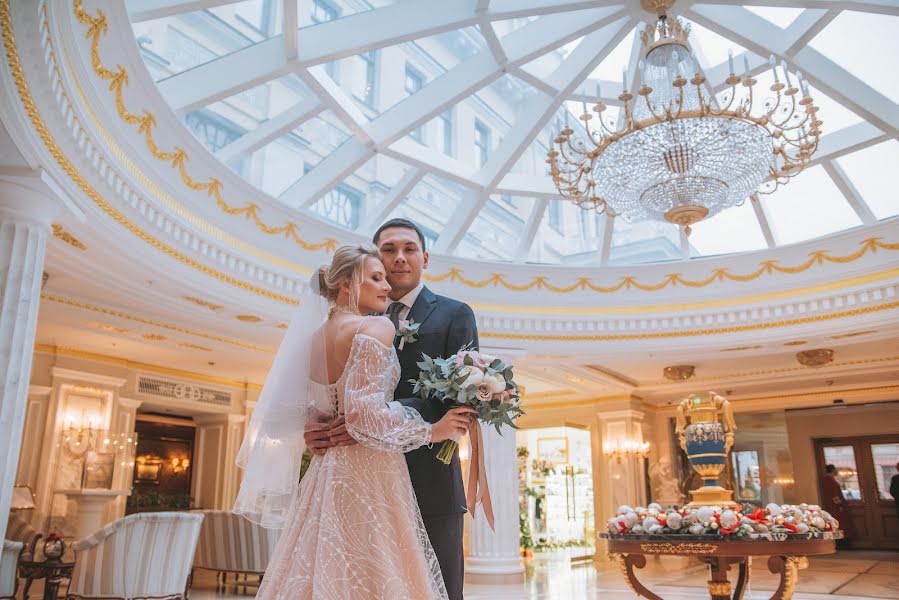 Fotografo di matrimoni Kseniya Pavlenko (ksenyawedphoto). Foto del 12 aprile 2020