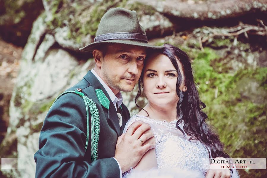 婚礼摄影师Cyprian Ćwikła（digitalartpl）。2020 3月10日的照片