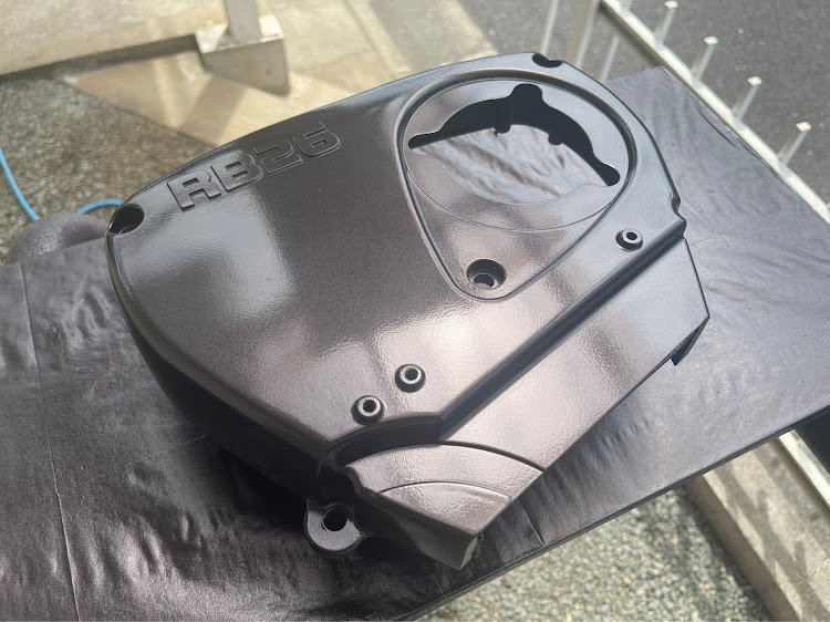 スカイライン GT-RのDIY塗装・デビルビスルナマークⅡ・タイミングベルトカバー塗装・DIYに関するカスタム事例の投稿画像1枚目