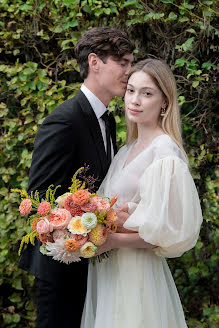 Fotógrafo de casamento Oksana Melente (melente). Foto de 21 de março 2022