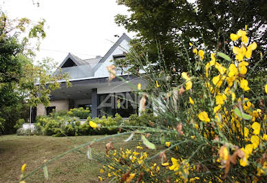 Maison avec terrasse 1