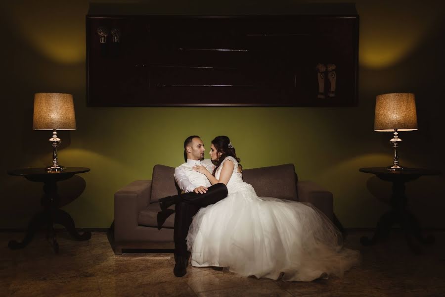 Wedding photographer Valter Alves (valteralves). Photo of 13 January 2019