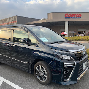 ヴォクシー ZWR80W