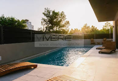 Villa with pool and terrace 5