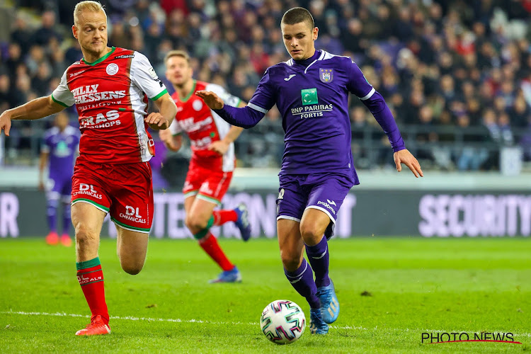 Quelques semaines lui ont suffi pour être séduit par Anderlecht: "L'un des plus grands clubs du monde"