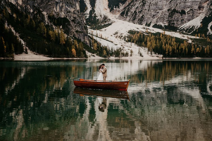 Fotografo di matrimoni Anna Ascari (annaascari). Foto del 27 ottobre 2021