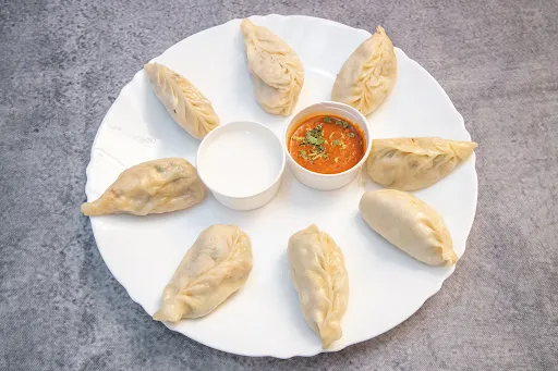 Veg Steamed Momos [8 Pieces]