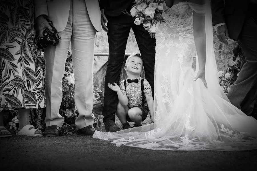 Fotógrafo de casamento Valentina Startari (valentinastart). Foto de 24 de novembro 2022